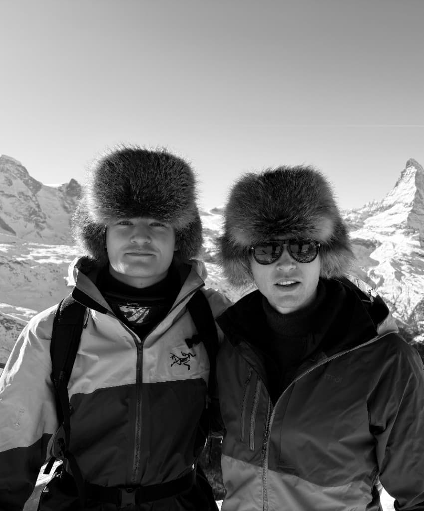 Staunch founders in the mountains